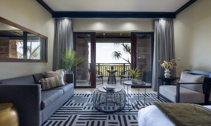 Port Zimbali Apartment | The Capital Zimbali | Private Beach Access