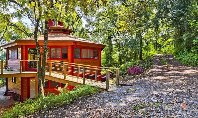 Valle de Bravo Cabin | NEW! Private Lake Wood Cabin, 20-acre Ranch, BBQ