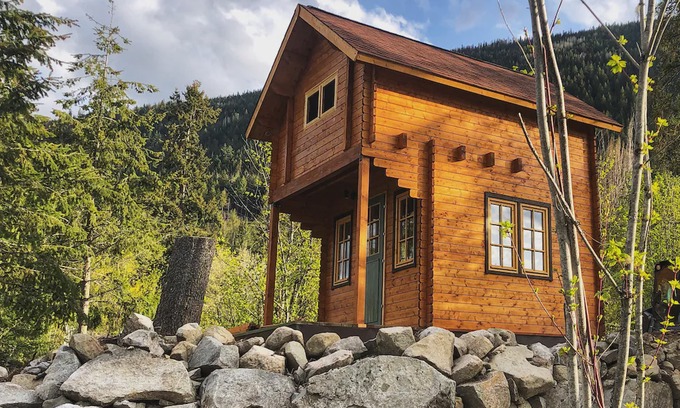 Nelson Cabin | Peaceful and Relaxing Cabin with Breathtaking Views!
