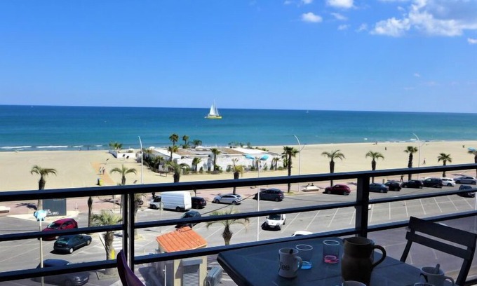 Le Grand Large Apartment | Apartment Artimon by Interhome