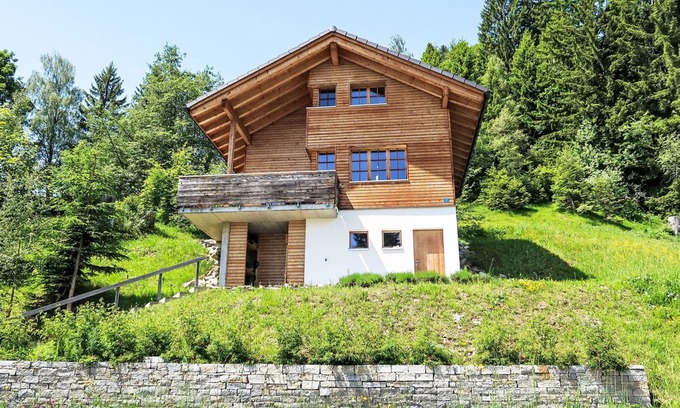 Furna Ski Chalet | Chalet Börtji by Interhome