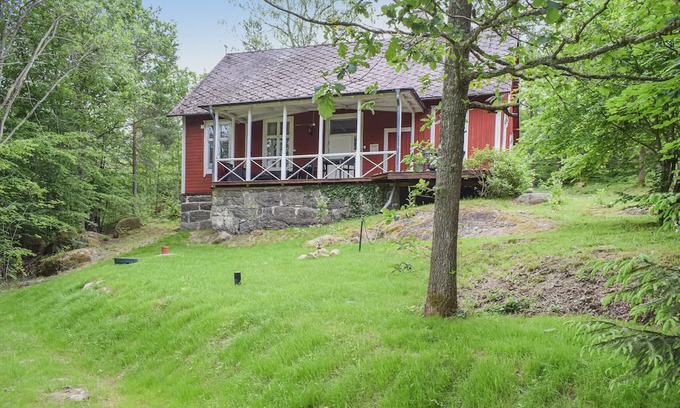 Asarum House | Cozy Home In Asarum With Wifi