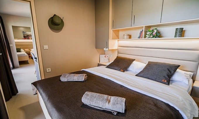 Terme Catez House | Three Bedroom Mobile Home 15/014