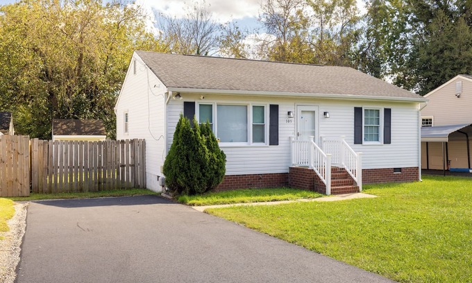 Highland Springs House | Newly renovated rancher with 3 bedrooms and 2 full baths and fenced rear yard.