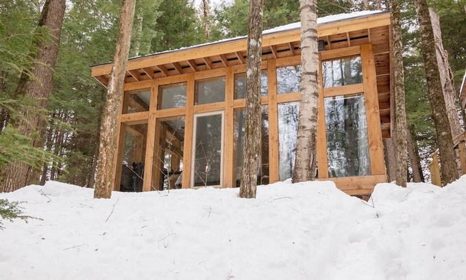 Jay House | Forest Bathing: Off-Grid Tiny Home, Pond w/Kayak