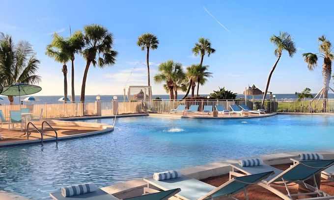 Pinellas Point Hotel | Seaside Serenity | Luxe Group Relaxation & Adventure Experience | 2 Units