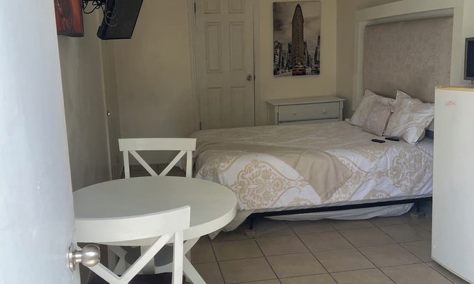 Nogales Apartment | Studio 5 minutes from CAs and embassy