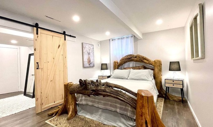 South Lethbridge House | Clean and Bright 2 Bedroom Lower Suite!