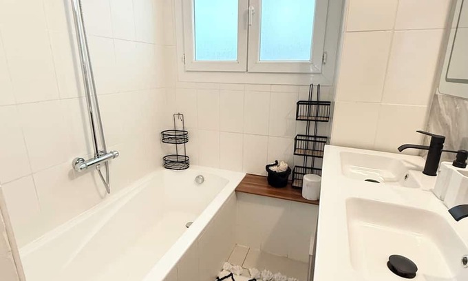 Lemasson Apartment | Le Tilleul- Large F2 close to the center and all amenities