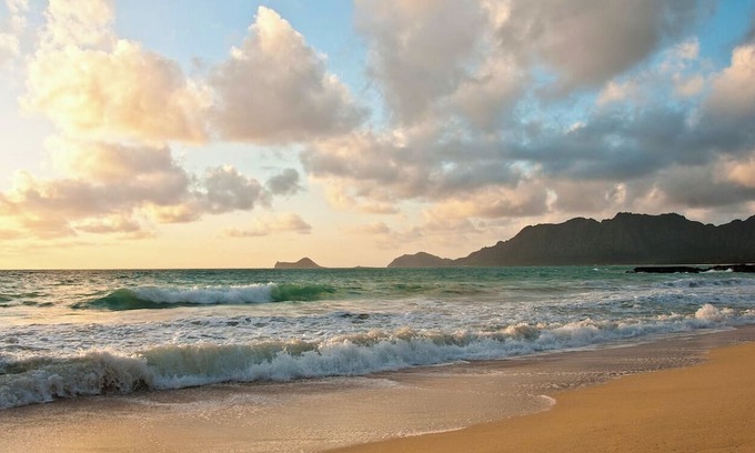 Laie House | Ka Hale Kai - AC, Beachfront