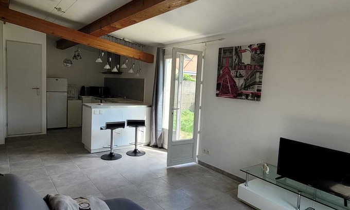 Villeneuve-les-Maguelone House | Small house with garden 10 minutes from the beach