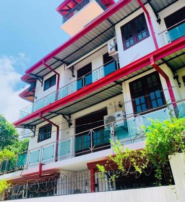 Cinnamon Gardens Apartment | Cinnamon Fence